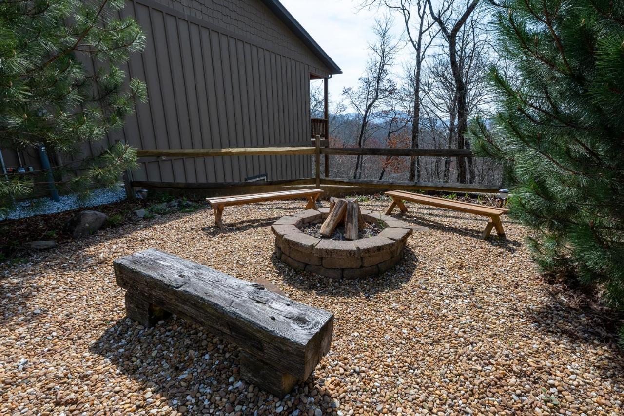 Staynantahala - Smoky Mountain Cabins Aquone Buitenkant foto
