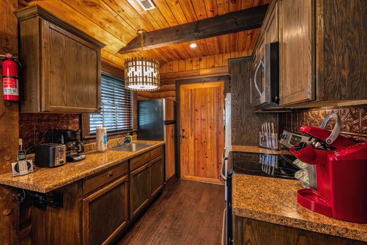 Staynantahala - Smoky Mountain Cabins Aquone Buitenkant foto