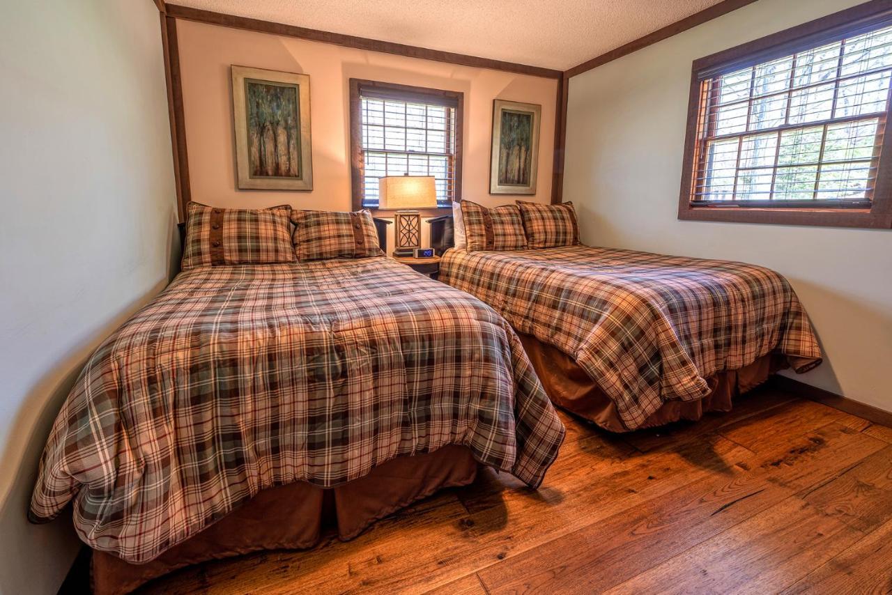 Staynantahala - Smoky Mountain Cabins Aquone Buitenkant foto
