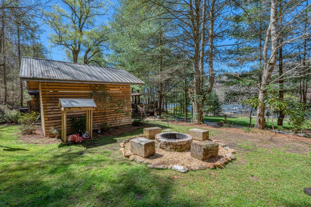 Staynantahala - Smoky Mountain Cabins Aquone Buitenkant foto